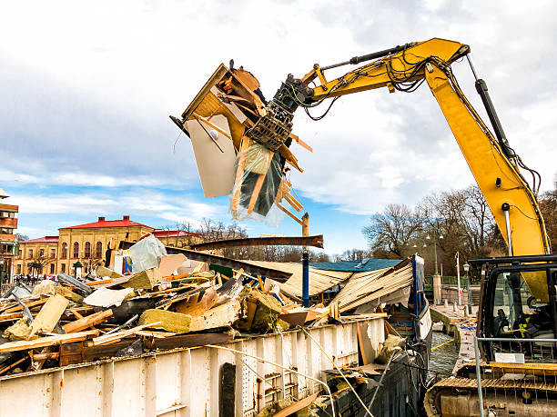  East Providence, RI Junk Removal Pros